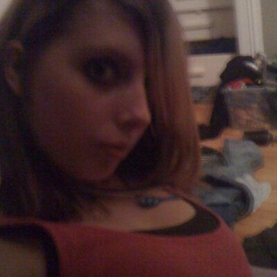 Profile Picture of Kathryn Barrett ;) (@panickitkat96) on Twitter