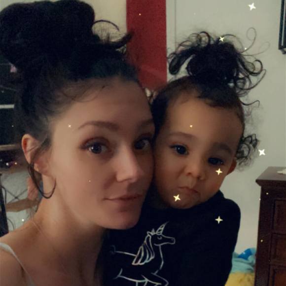 Profile Picture of Demitria Dituri (@demiilovee) on Poshmark