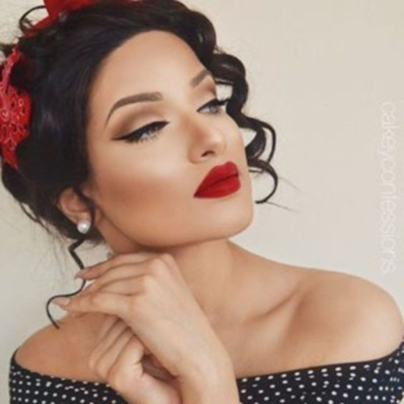 Profile Picture of Gigi Spanos (@spanoscloset) on Poshmark