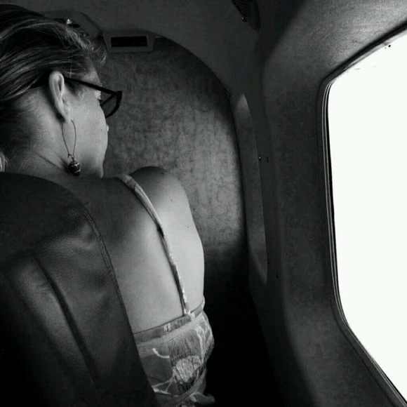 Profile Picture of Jennifer Chignell (@sillyhugs) on Poshmark