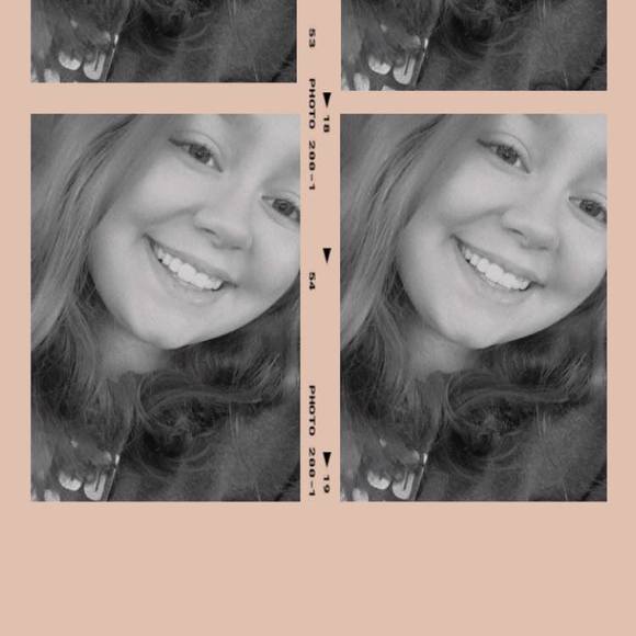 Profile Picture of Paige Potter (@paigepotter20) on Poshmark