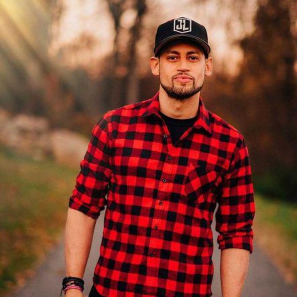 Profile Picture of Jack Filton (@stitchedlaces) on Poshmark