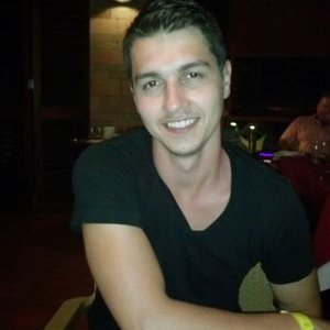 Profile Picture of David Grinberg (@david_grinberg) on Twitter