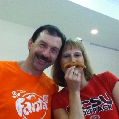 Profile Picture of Mark Pressley (@elvisatthemall) on Twitter