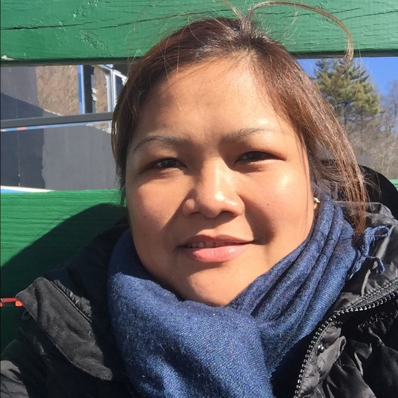 Profile Picture of Tellyrose Guiyab (@tellyrose) on Poshmark