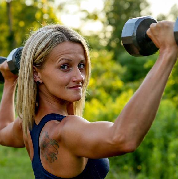 Profile Picture of Randi Hale (@randi014) on Poshmark