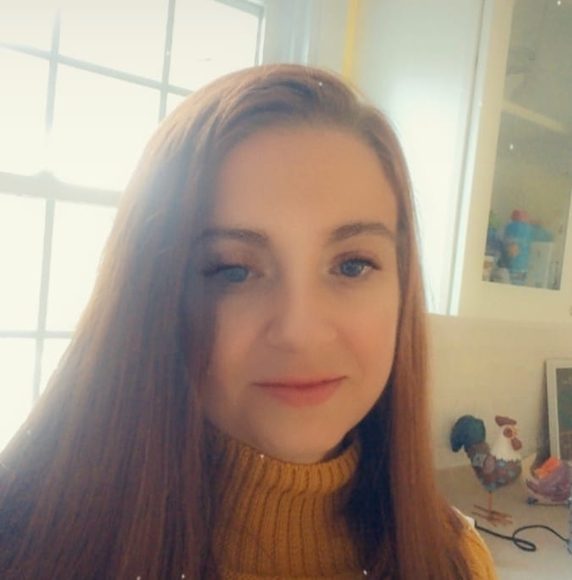 Profile Picture of Stephanie Sneeden (@ssneeden8) on Poshmark