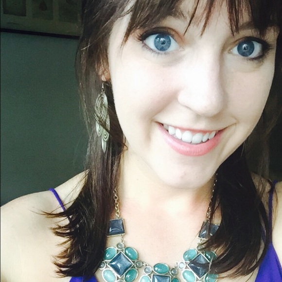 Profile Picture of Allison Lock (@alock333) on Poshmark