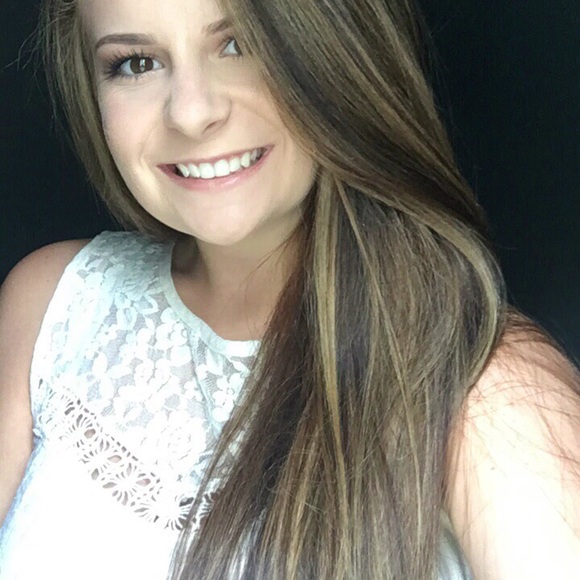 Profile Picture of Kyla Baker (@kylabakerrr) on Poshmark