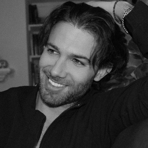 Profile Picture of Adam Walker (@walkaflocka) on Poshmark