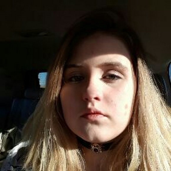 Profile Picture of Hailey Boyd (@hboyd2022) on Poshmark