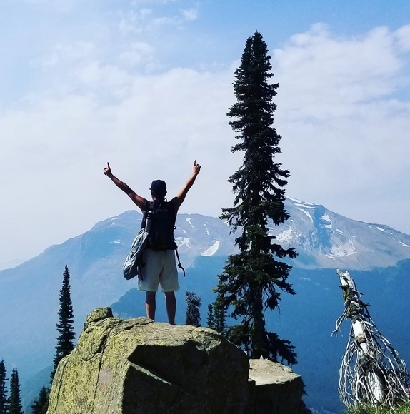 Profile Picture of Dennis Yu (@flicky03) on Poshmark