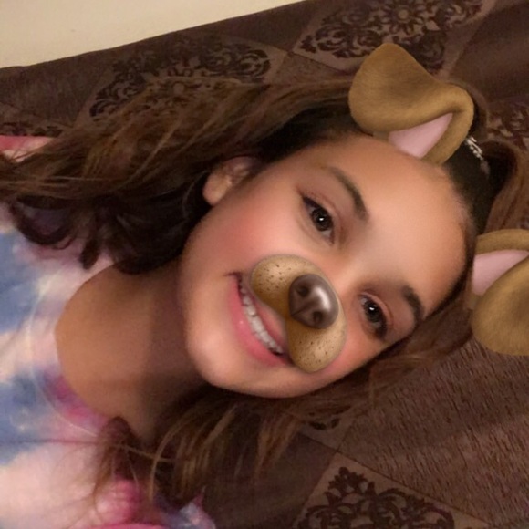 Profile Picture of Ary Sandgren (@duhitsary54030) on Poshmark