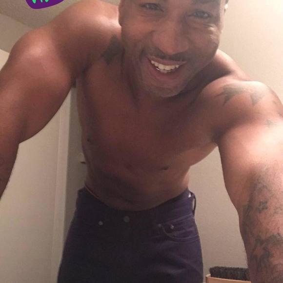 Profile Picture of Constantine Howard (@craighoward80) on Poshmark