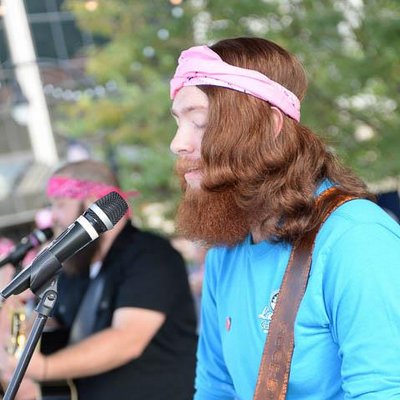 Profile Picture of Scott Cable (@CosmicHippie33) on Twitter