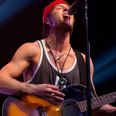 Profile Picture of Drew Chadwick's hat (@drewsredhat) on Twitter