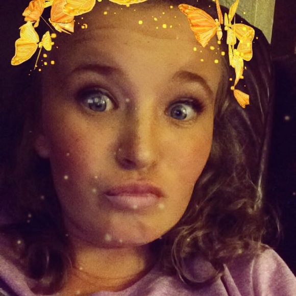 Jade Robertson - Poshmark Profile Picture of Jade Robertson (@jaders987) on Poshmark