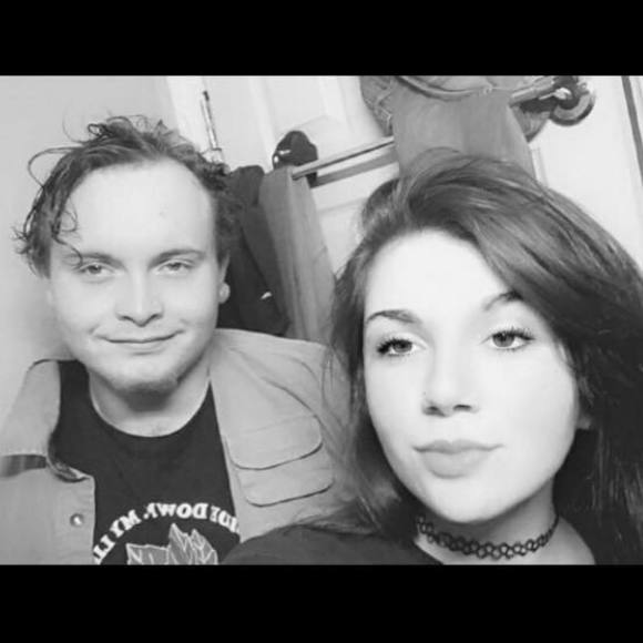 Profile Picture of Matthew Bentley (@matthewbentl267) on Poshmark