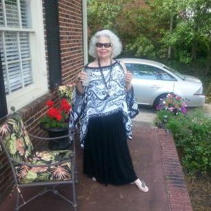 Profile Picture of Bobbie Jo Coffey (@Suthunredhead) on Twitter