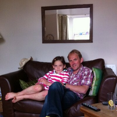 Profile Picture of Robin Parkinson (@chestertillidie) on Twitter