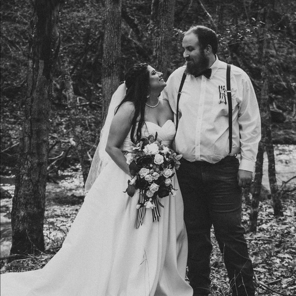 Profile Picture of Michaela Otey johnson (@michaelaotey526) on Poshmark