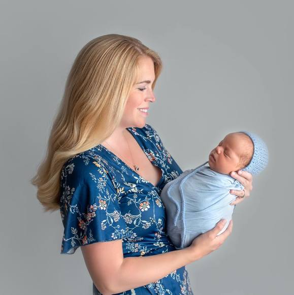 Profile Picture of Jillian Polchinski (@jillshortnsweet) on Poshmark