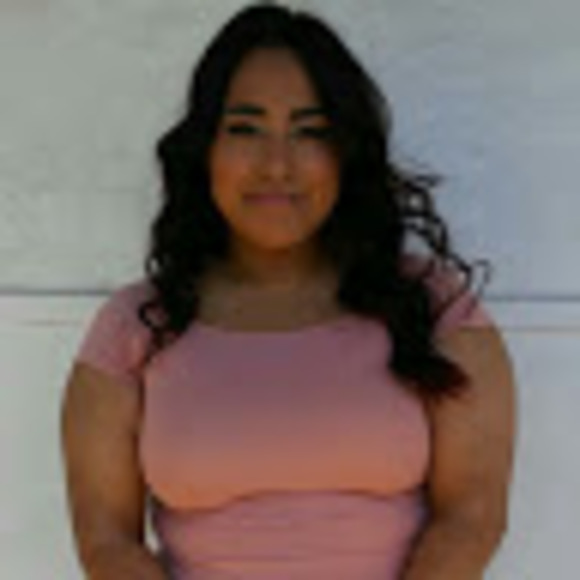 Profile Picture of Kassandra Silva (@kassysilva13) on Poshmark