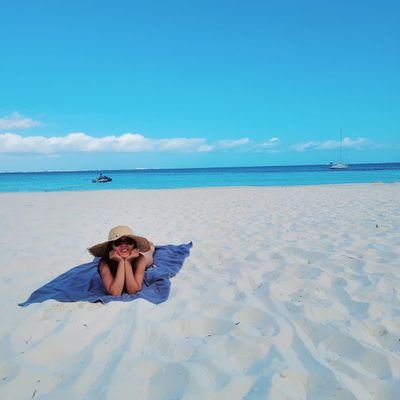 Profile Picture of Ma. Isabel Casanova (@MaIsaCasanovaS) on Twitter