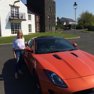 Profile Picture of Pat Butler (@lovejaguarftype) on Twitter