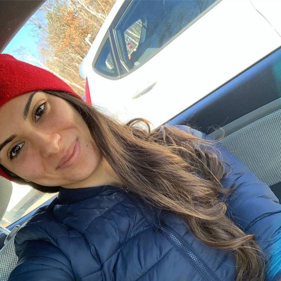 Profile Picture of Jasmine Grignon (@jasminegrignon) on Poshmark