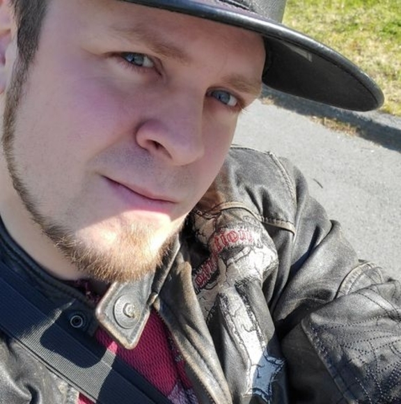 Profile Picture of Chris Ferguson (@orphene1) on Poshmark