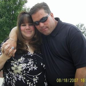 Profile Picture of Sara Wade (@saraleecrumbcake) on Myspace