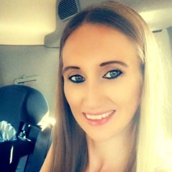 Profile Picture of Heather Bennett (@rockstar2168) on Poshmark