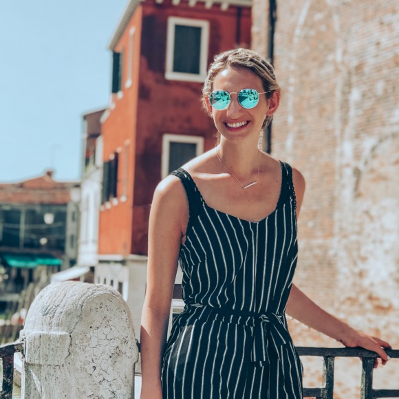 Profile Picture of Maren Panzirer (@marpan27) on Poshmark