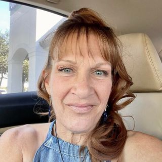 Profile Picture of Linda Hughes (@lindaleesranch) on Instagram