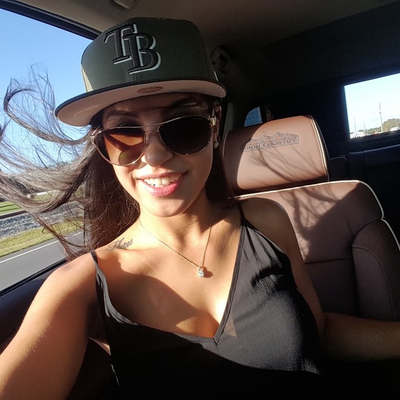 Profile Picture of Crystal Quiles (@mrsgertz3) on Poshmark