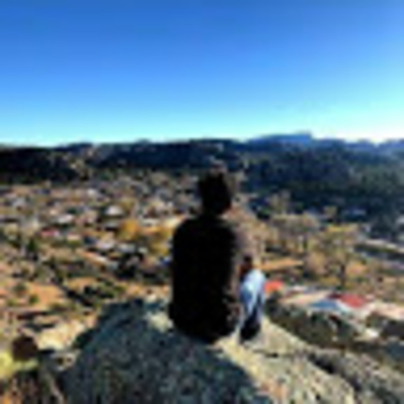 Profile Picture of Arturo Ramirez (@turiiramirez57) on Poshmark