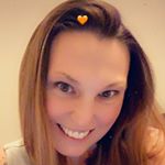 Profile Picture of Heather Brown (@lilmissbookie1) on Instagram