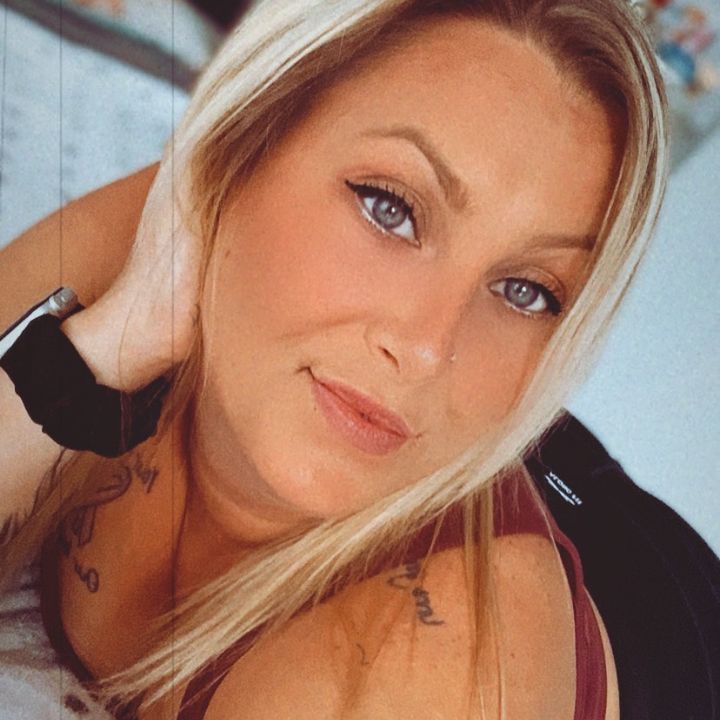 Profile Picture of Deana Barlow (@@deanz___) on Tiktok