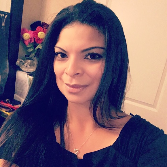 Profile Picture of Cecilia Chavez (@ccchvz01) on Poshmark