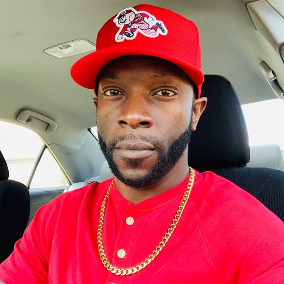 Profile Picture of Paul Christian (@paulchristian4) on Poshmark