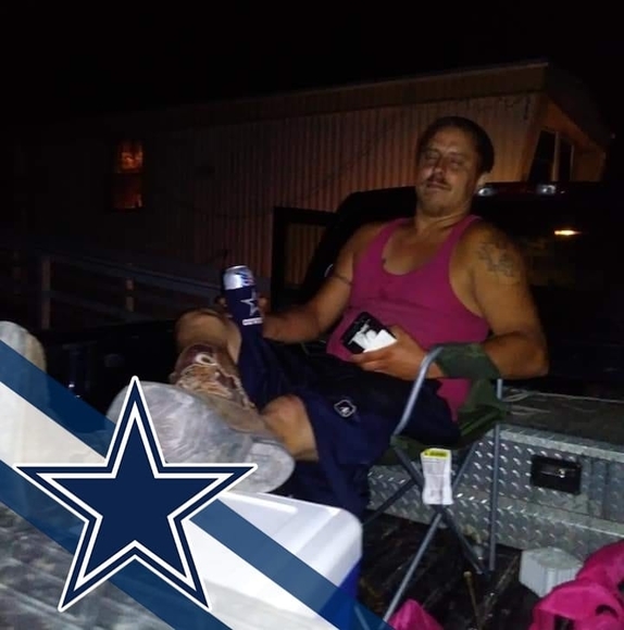 Profile Picture of James Winder jr. (@jamesesse) on Poshmark