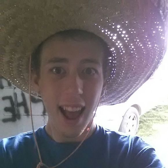 Cj Houlette - Poshmark Profile Picture of Cj Houlette (@cjhoulette) on Poshmark