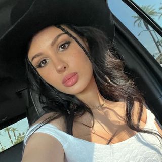 Profile Picture of Lia (@sssniperwolf) on Instagram