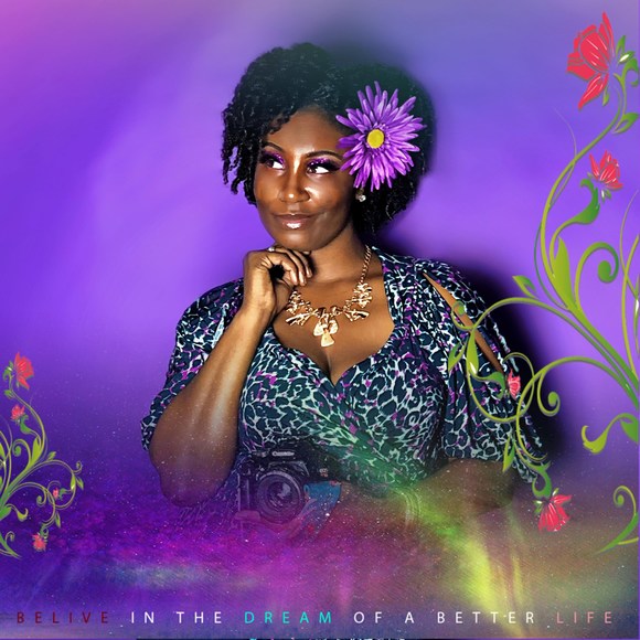 Profile Picture of Janee' James (@janada4) on Poshmark