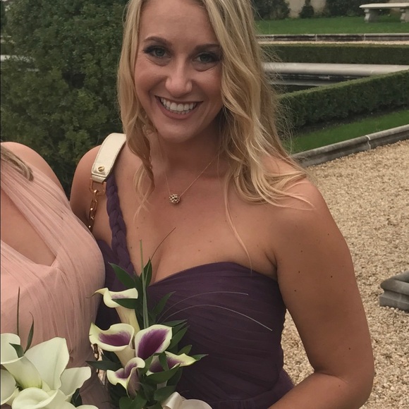 Profile Picture of Amanda Reh (@amandareh1) on Poshmark