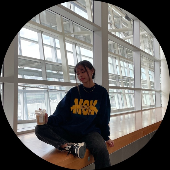 Profile Picture of Chesca Avestine (@chescachan07) on Poshmark