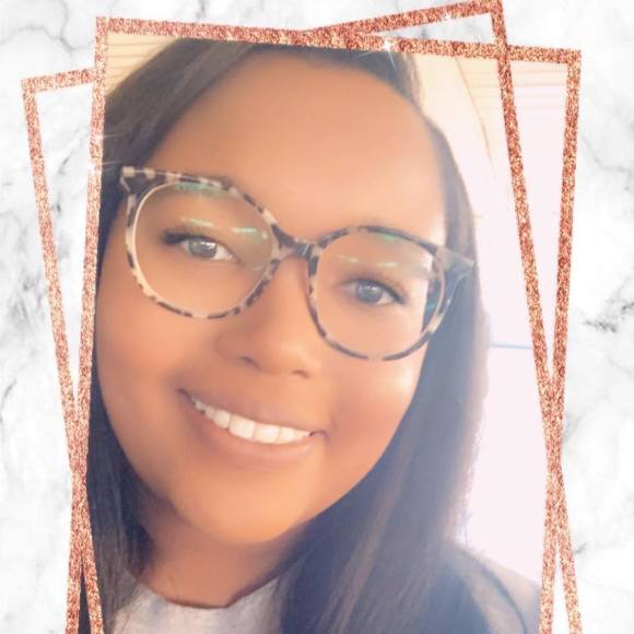 Profile Picture of Adrian Gardner (@adrianmae) on Poshmark