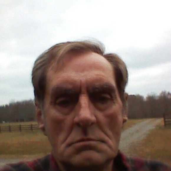 Profile Picture of Steve Oakley (@steveoakley) on Poshmark