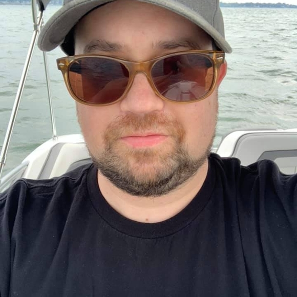 Profile Picture of James Egan (@jamesegan) on Poshmark